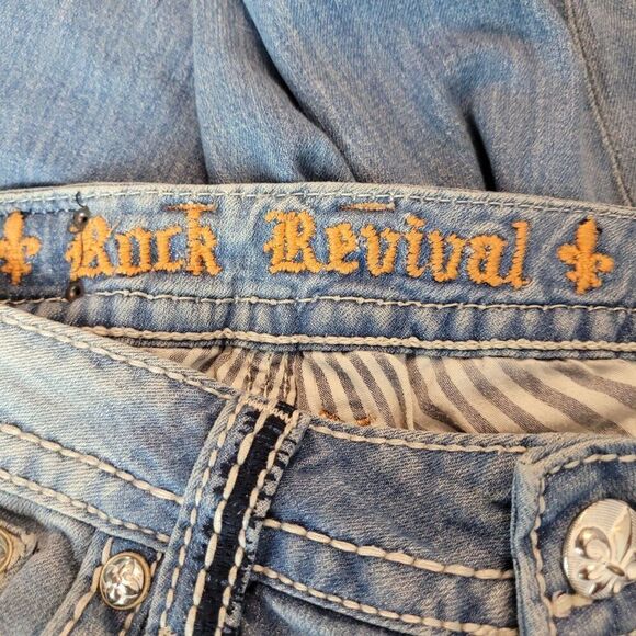 Rock Revival Abbie Straight Leg Low Rise Jeans Women Sz 28 Distressed Light Wash - Picture 8 of 13